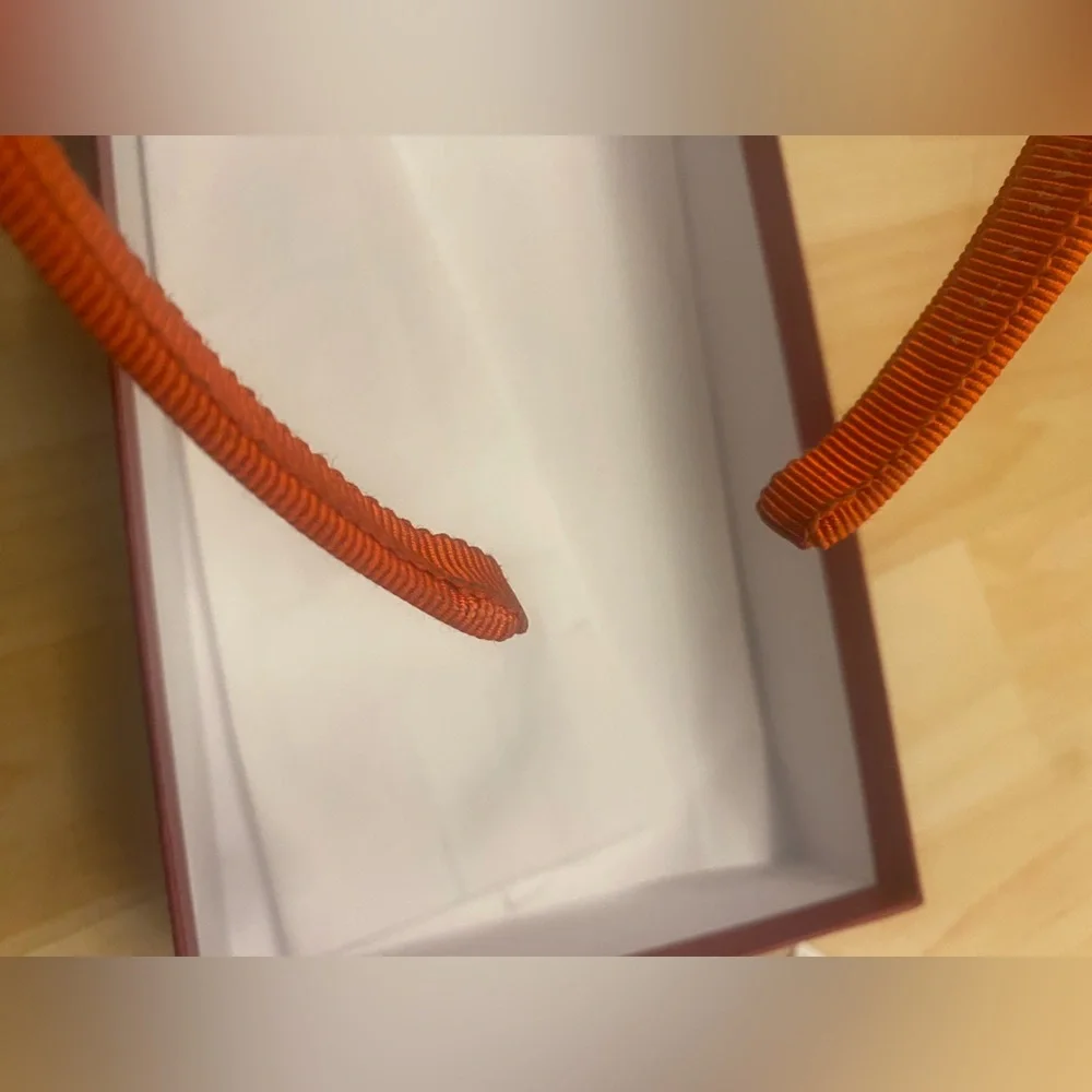 FERRAGAMO Vara Bow Grosgrain Headband in Vibrant Orange – With Original Box